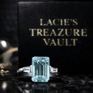 Emerald Cut Aquamarine cocktail Ring | Size 7 | Elegant | Luxe | Statement